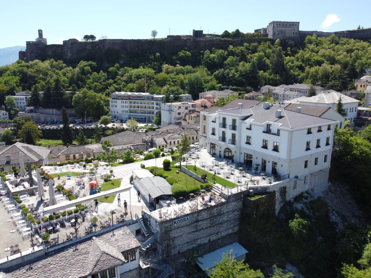 Hotel Fantasy Gjirokastër Exteriör bild